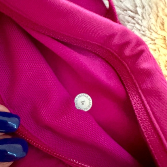 lululemon speed up 4 inch - Picture 3 of 3